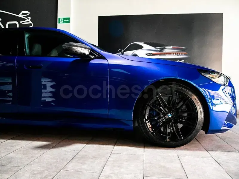 Nuevo BMW M5 727 CV (534 kW) 2026 Azul Berlina