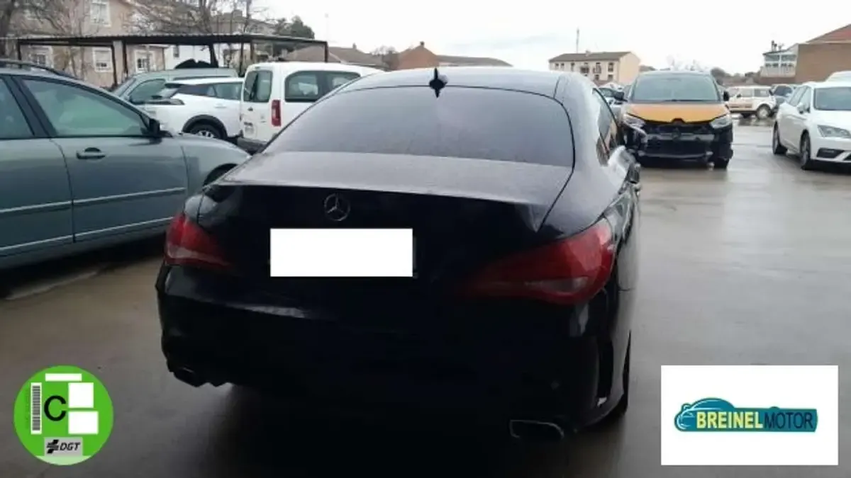 Usado Mercedes CLA200 Executive 136 CV (100 kW) 2016 Negro Coupe