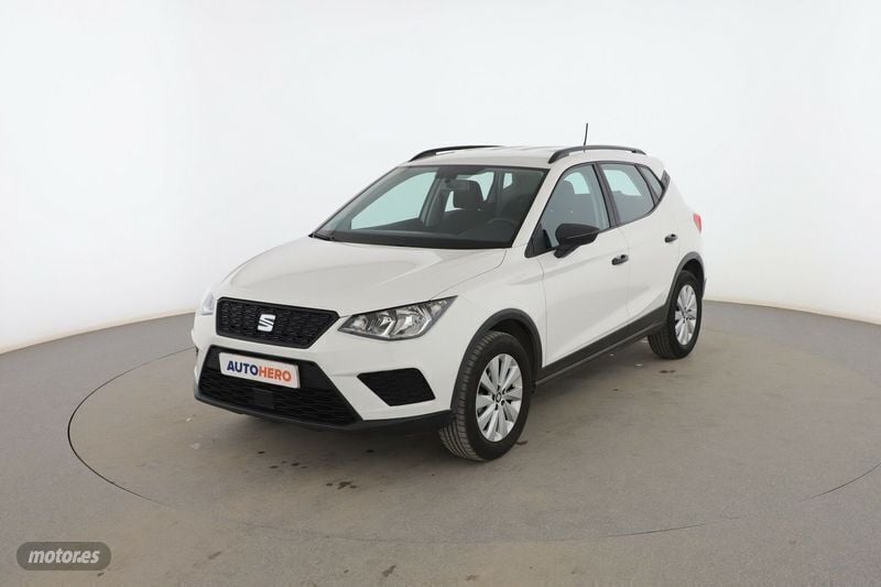 Blanco Usado 2018 Seat Arona Reference SUV | 11.799 € (Precio justo) - Imagen 1/3