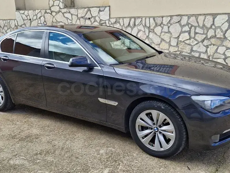 Usado BMW 730 Comfort Edition 245 CV (180 kW) 2010 Negro Berlina