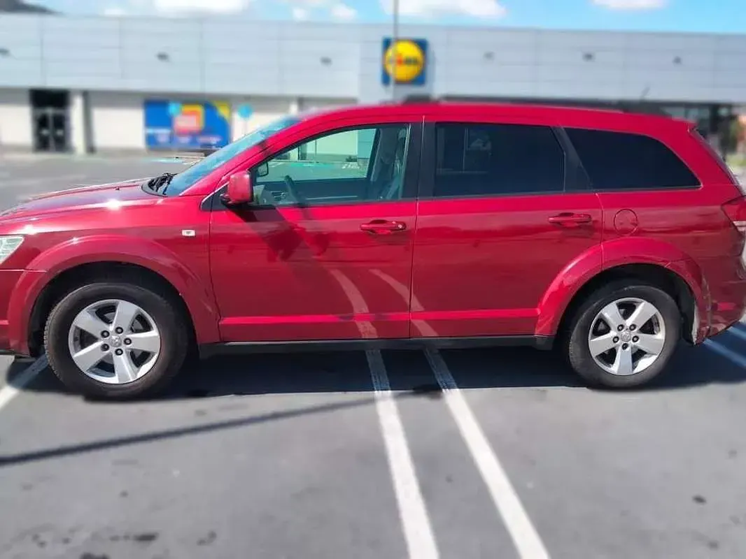 Usado Dodge Journey SXT 140 CV (102 kW) 2008 Rojo SUV