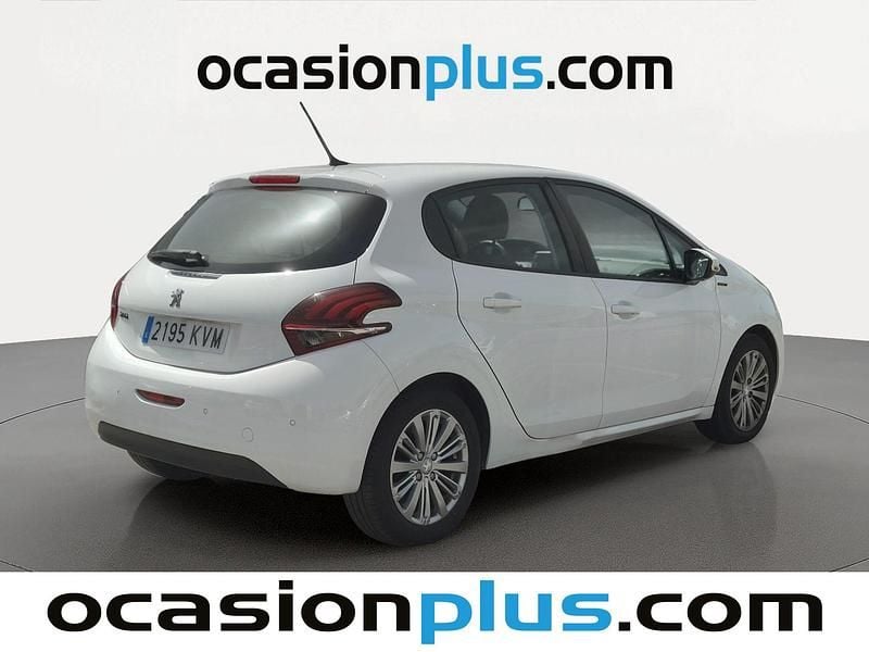 Usado Peugeot 208 Signature Sky 83 CV (61 kW) 2019 Blanco Utilitario