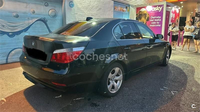 Usado BMW 530 231 CV (169 kW) 2006 Negro Berlina
