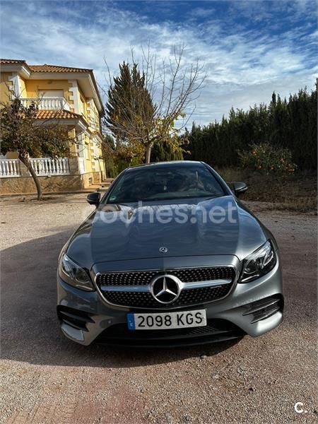 Gris / plata Usado 2018 Mercedes E300 Coupe | 38.900 € (Buen precio) - Imagen 1/4