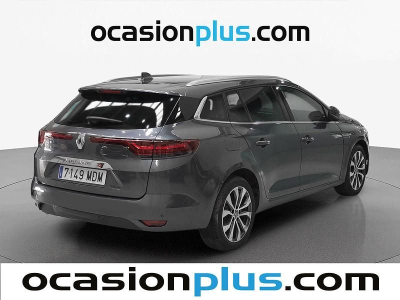 Begagnad Renault Mégane Techno 140 HK (102 kW) 2023 Grå Kombi
