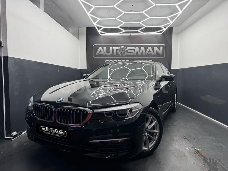 Negro Usado 2019 BMW 530e Berlina | 23.490 € (Precio justo) - Imagen 1/4