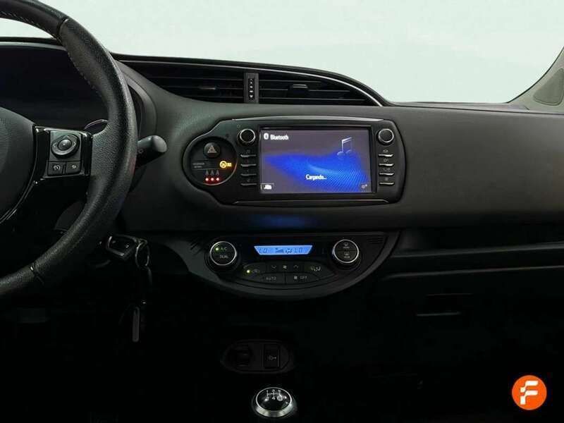 Blanco Usado 2020 Toyota Yaris Business Edition Utilitario | 11.490 € (Precio justo) - Imagen 1/4
