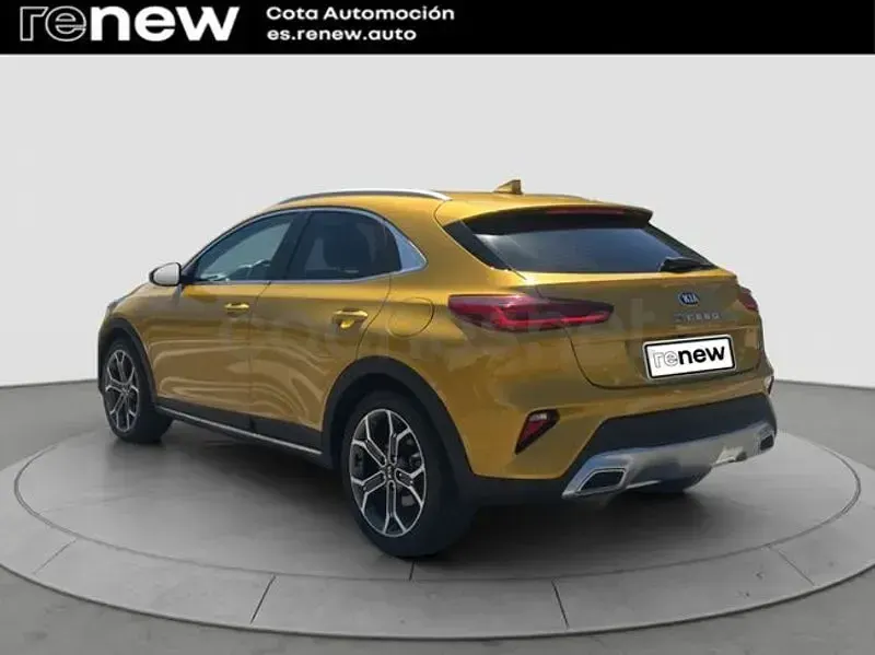 Usado Kia XCeed 120 CV (88 kW) 2019 Amarillo SUV