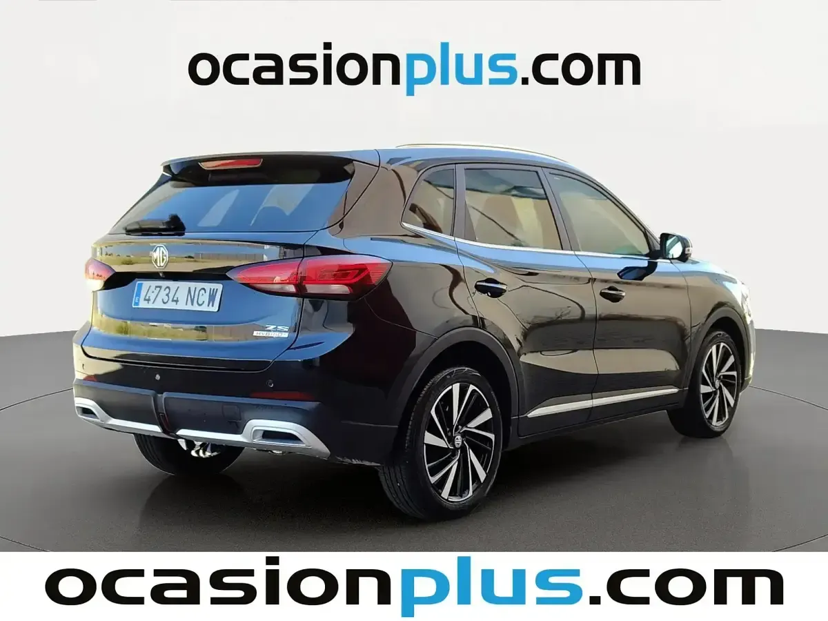 Usado MG ZS Luxury 197 CV (144 kW) 2025 Blanco SUV