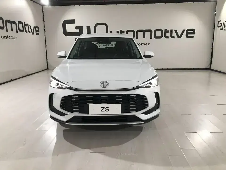 Nuevo MG ZS 197 CV (144 kW) 2025 Otro Berlina