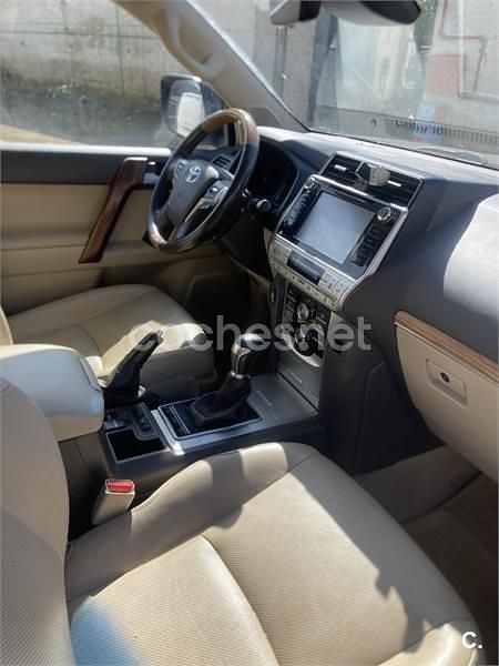 Usado Toyota Land Cruiser Limited 177 CV (130 kW) 2018 Granate SUV