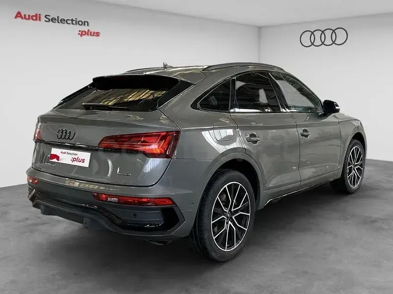 Usado Audi Q5 Sportback S-Line 204 CV (150 kW) 2025 Gris / plata SUV