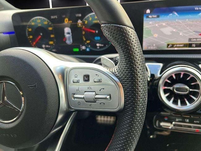 Usado Mercedes A250 AMG 218 CV (160 kW) 2021 Blanco