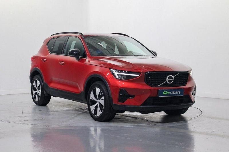 Usado Volvo XC40 Plus 262 CV (192 kW) 2022 Rojo SUV