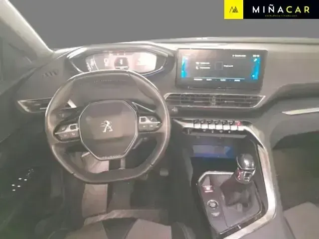 Usado Peugeot 3008 Allure 131 CV (96 kW) 2024 Azul SUV