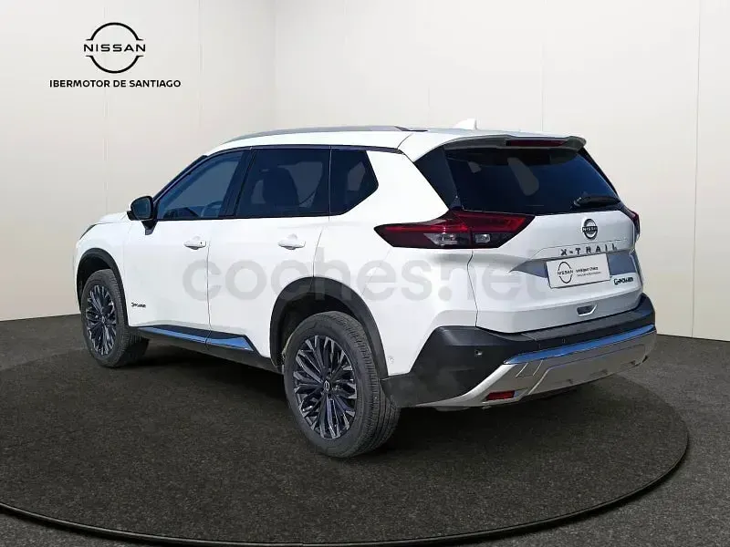 Käytetty Nissan X-Trail Tekna 204 HP (150 kW) 2025 Valkoinen Katumaasturi