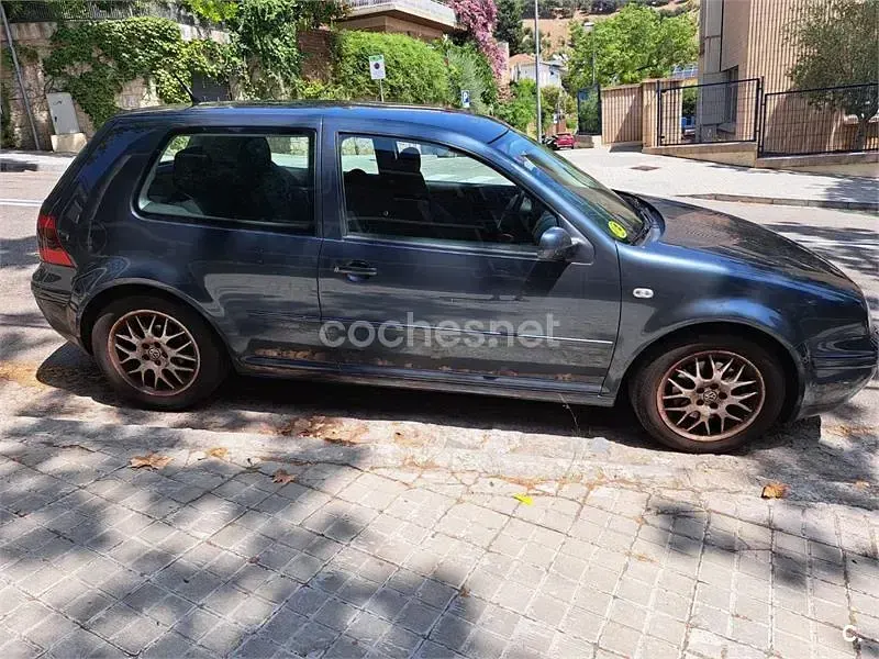 Usado VW Golf IV GTI 150 CV (110 kW) 2001 Azul Berlina