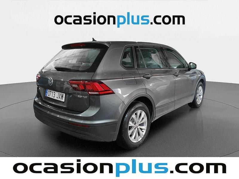 Usado VW Tiguan Edition 115 CV (84 kW) 2017 Gris SUV