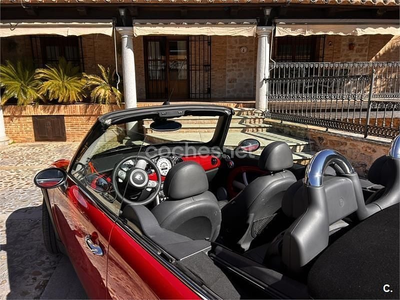 Usado Mini Cooper Cabriolet 116 CV (85 kW) 2005 Rojo Descapotable
