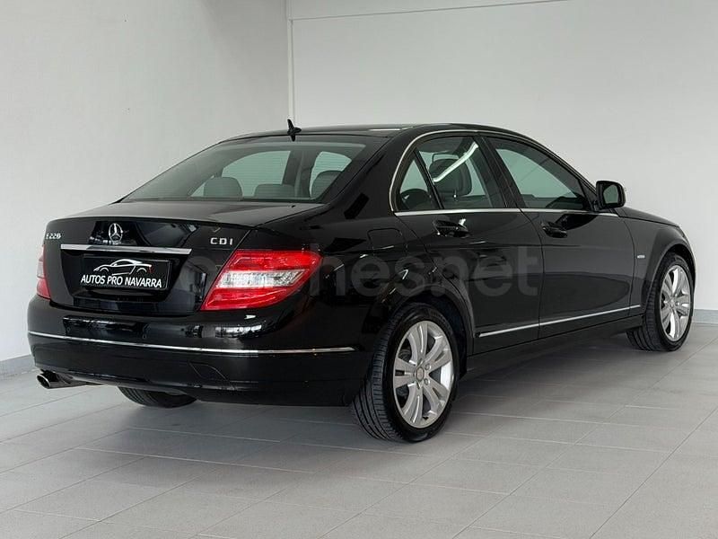 Usado Mercedes C220 Avantgarde 170 CV (125 kW) 2007 Negro Berlina