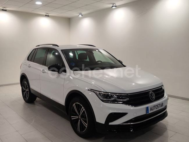 Blanco Usado 2021 VW Tiguan Life SUV | 30.900 € (Precio justo) - Imagen 1/4
