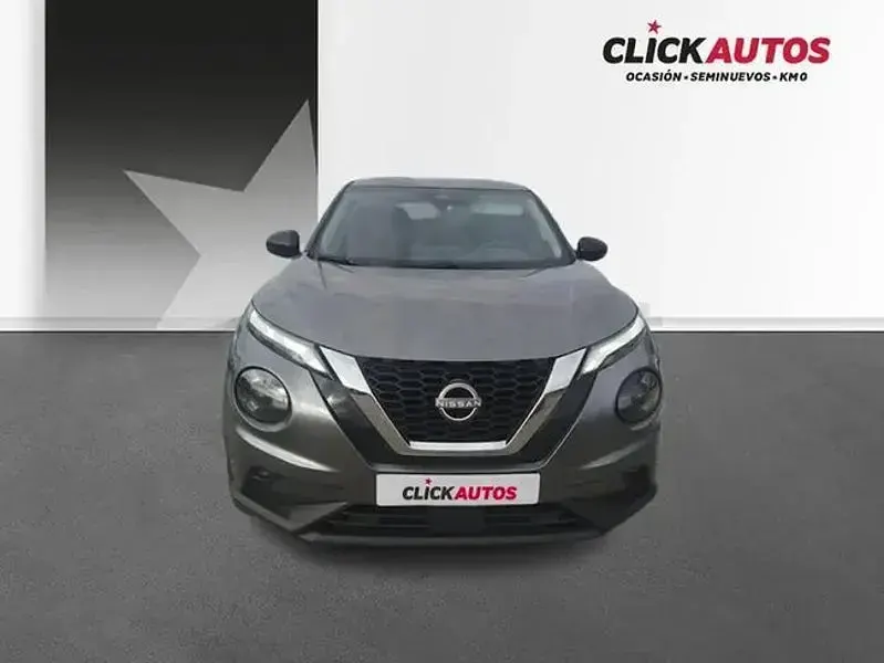Usado Nissan Juke Tekna 114 CV (83 kW) 2025 Gris / plata SUV