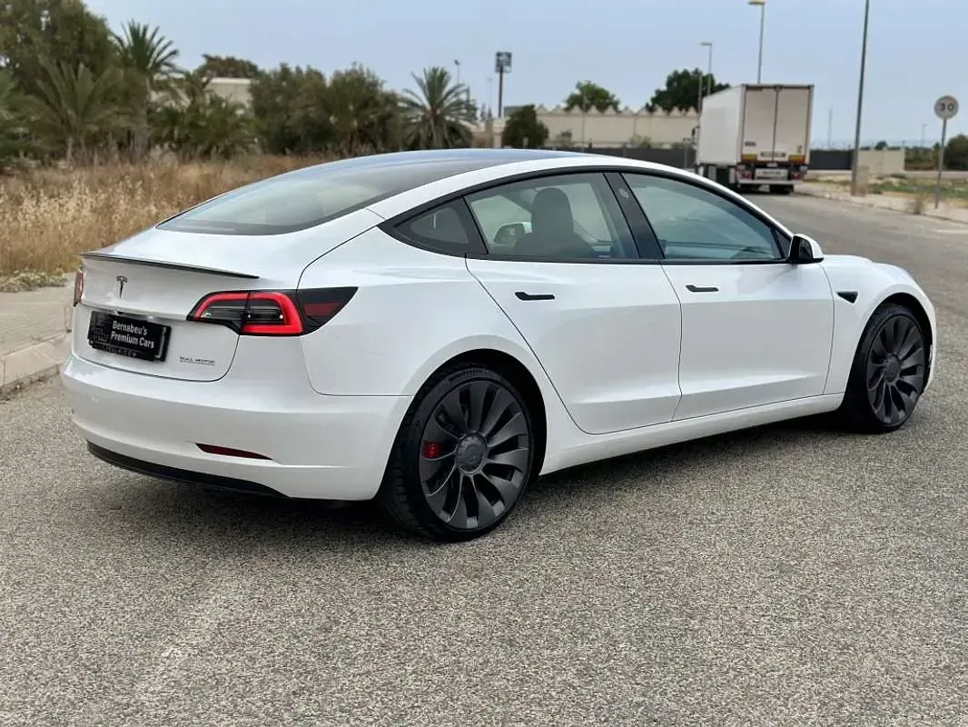 Usado Tesla Model 3 Performance 377 kW (513 CV) 2023 Blanco Berlina