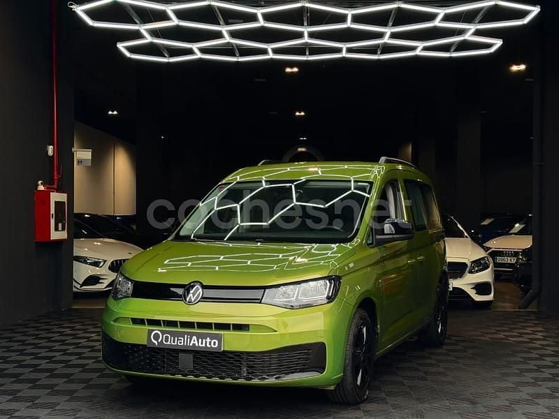 Verde Usado 2024 VW Caddy Monovolumen | 23.990 € (Buen precio) - Imagen 1/4