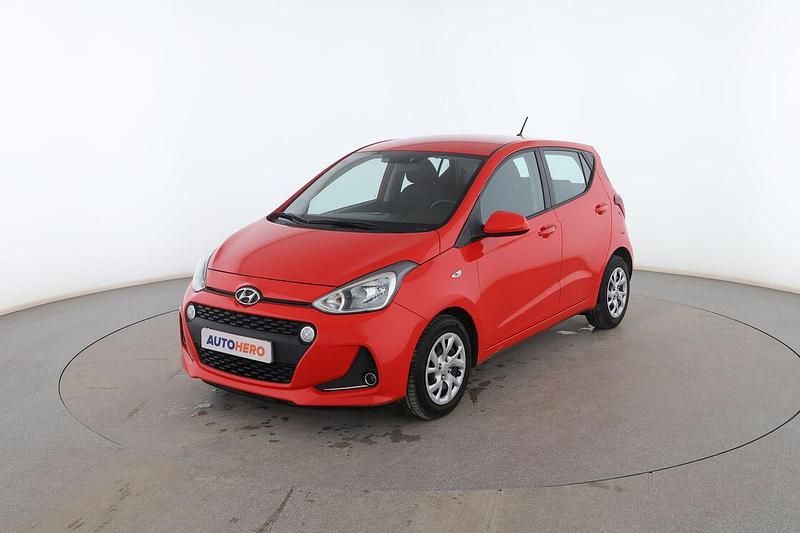 Rojo Usado 2018 Hyundai i10 Utilitario | 7899 € (Precio justo) - Imagen 1/3