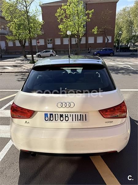 Usado Audi A1 Sportback Ambition 122 CV (89 kW) 2012 Blanco Utilitario