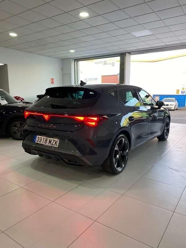 Occasion Cupra Leon 150 PK (110 kW) 2025 Grijs Hatchback