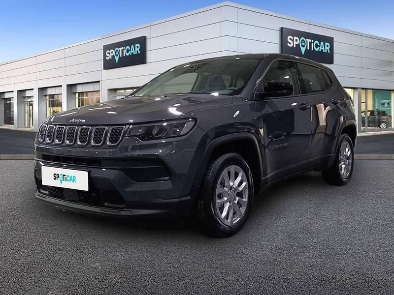 Occasion Jeep Compass Longitude 130 ch (95 kW) 2024 Gris SUV