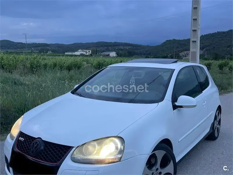 Usado VW Golf VI GTI 200 CV (147 kW) 2008 Blanco Utilitario