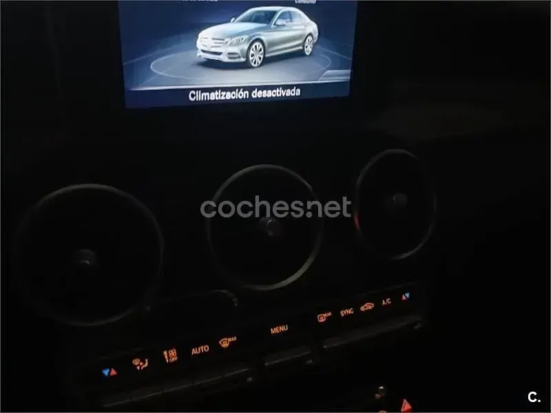 Usado Mercedes C220 170 CV (125 kW) 2018 Blanco Berlina