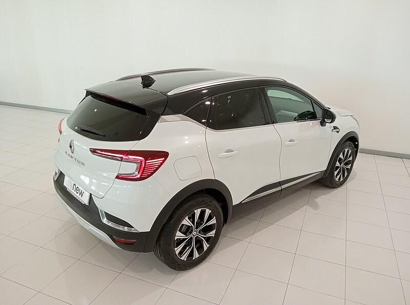Usado Renault Captur Techno 91 CV (66 kW) 2022 Blanco SUV