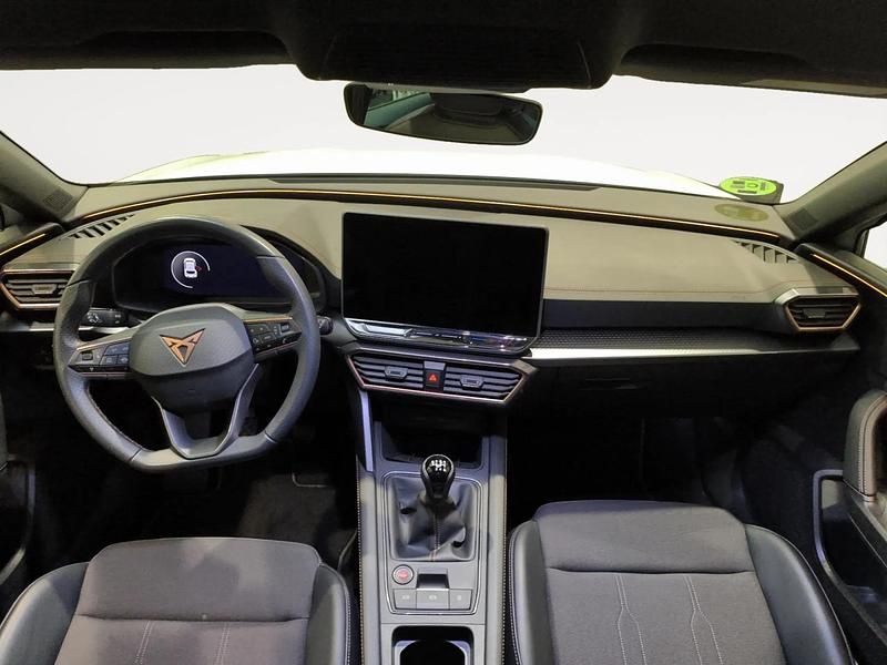 Usado Cupra Leon 150 CV (110 kW) 2025 Blanco