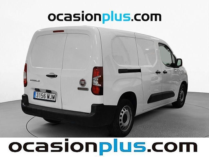 Usado Fiat Doblò 130 CV (95 kW) 2023 Blanco Monovolumen