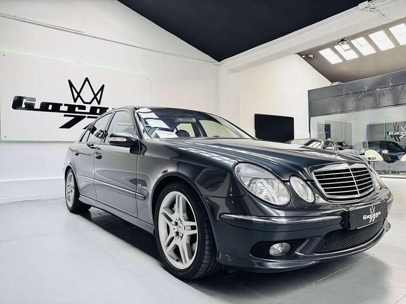 Usado Mercedes E55 AMG AMG 476 CV (350 kW) 2003 Gris Berlina