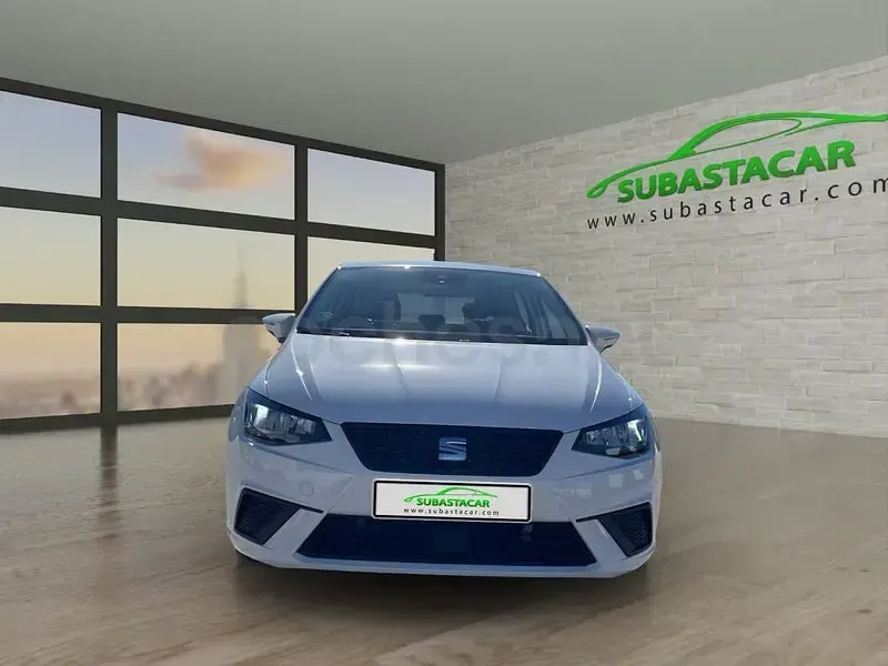 Usado Seat Ibiza Reference 80 CV (58 kW) 2024 Blanco Utilitario