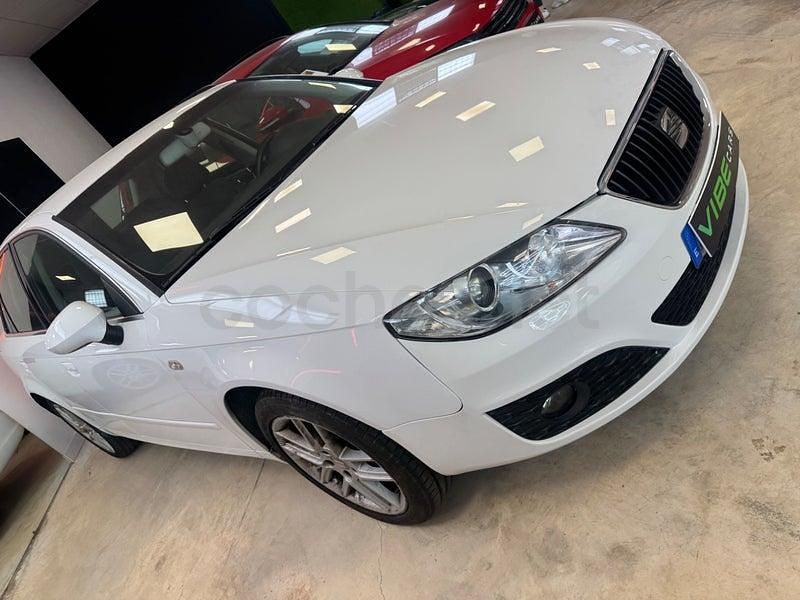 Usado Seat Exeo Reference 143 CV (105 kW) 2011 Blanco Berlina