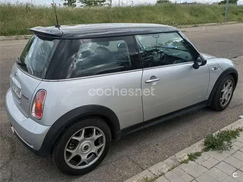 Usado Mini Cooper S 163 CV (119 kW) 2004 Gris / plata Utilitario