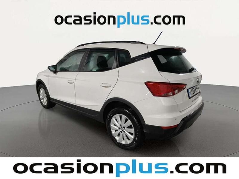 Usado Seat Arona Ecomotive 95 CV (69 kW) 2019 Blanco SUV