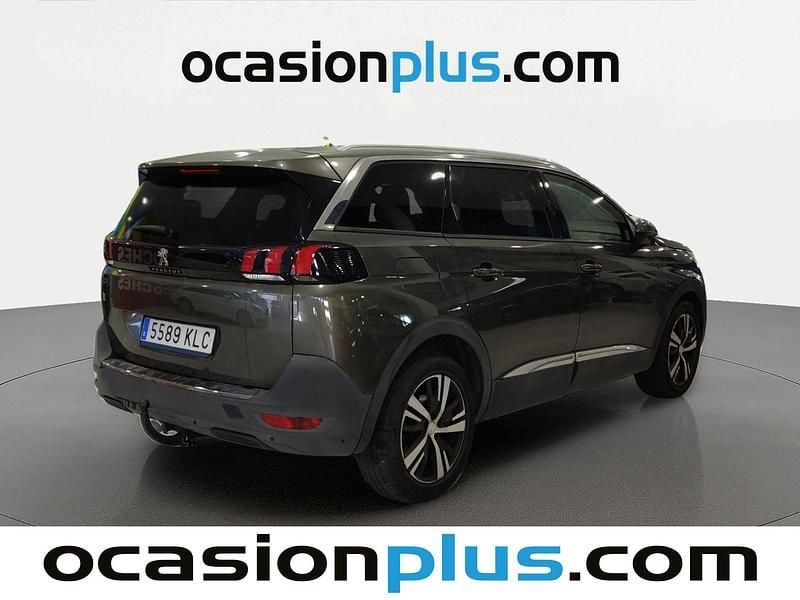 Usado Peugeot 5008 Allure 120 HP (88 kW) 2018 Cinzento SUV
