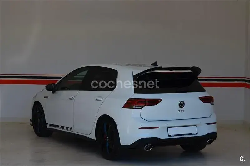 Usado VW Golf VIII GTI Clubsport 301 CV (221 kW) 2022 Blanco Berlina
