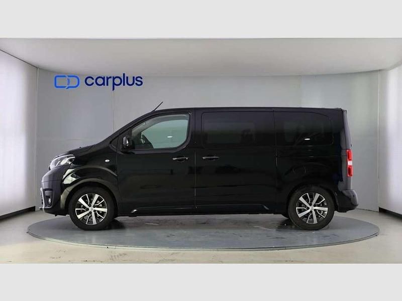 Usado Toyota Proace Advance 145 CV (106 kW) 2023 Negro Monovolumen