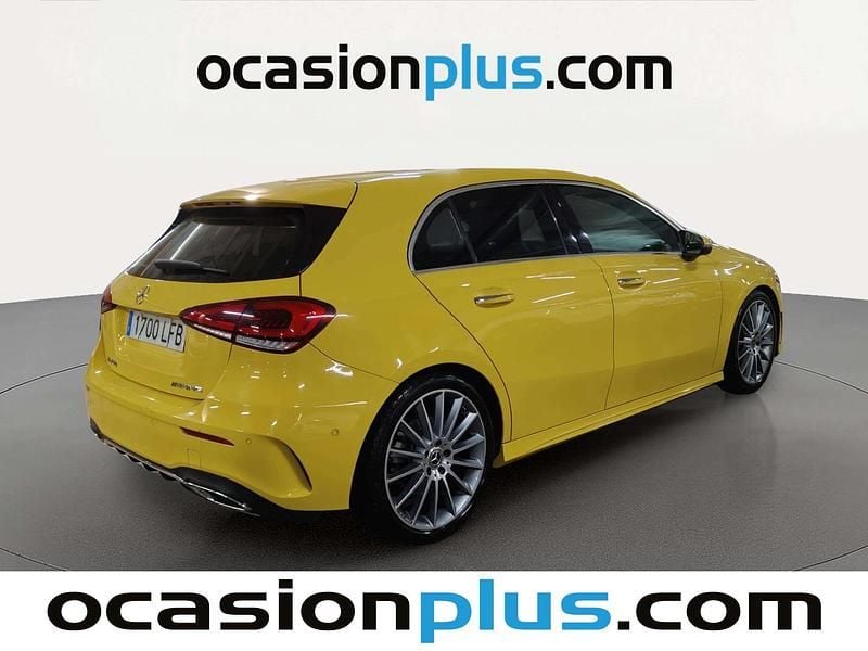 Usado Mercedes A200 AMG 163 CV (119 kW) 2020 Amarillo Utilitario