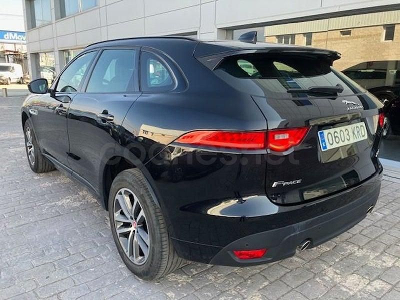 Usado Jaguar F-Pace R-Sport 240 CV (176 kW) 2018 Negro SUV