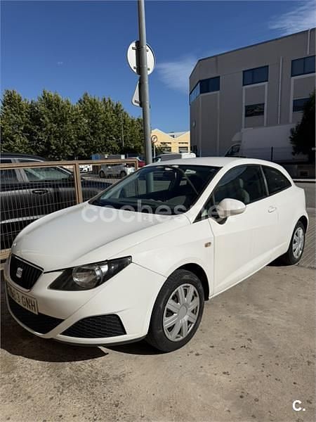 Blanco Usado 2009 Seat Ibiza Reference Berlina | 5500 € (Precio justo) - Imagen 1/4