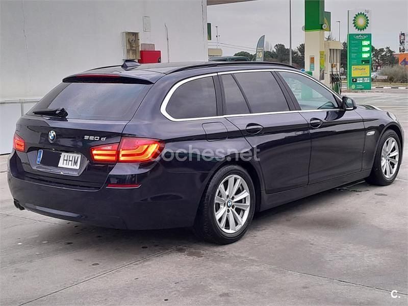 Używany BMW 520 177 KM (130 kW) 2011 Niebieski Kombi