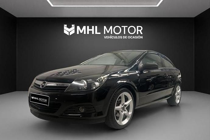 Usado Opel Astra GTC Cosmo 125 CV (91 kW) 2006 Negro Berlina